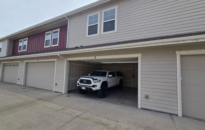 3B/3B Townhome NOW AVAILABLE in Windsor! Great Location!