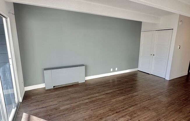 Studio, 1 bath, 550 sqft, $1,199, Unit 604