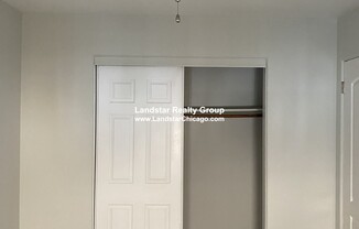 1735 W Bryn Mawr Ave