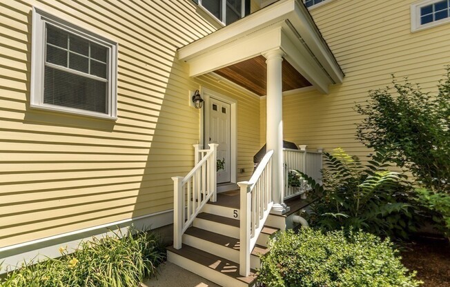 325 BACON ST