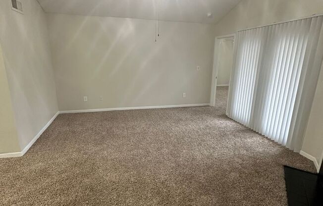 3 beds, 2 baths, 1,326 sqft, $1,870