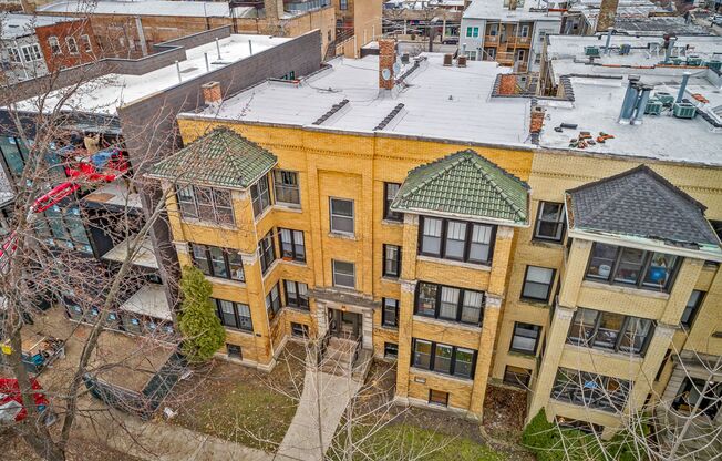 5941-43 N. Magnolia