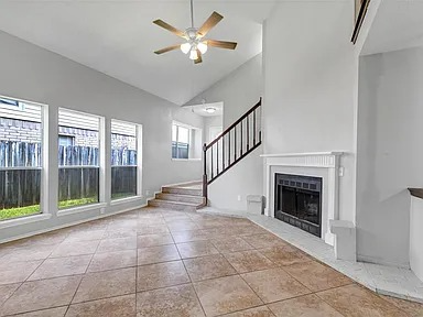 1535 CARBONEAR DR