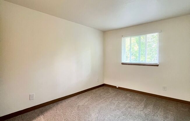 3 beds, 2.5 baths, 1,500 sqft, $1,866, Unit A-04