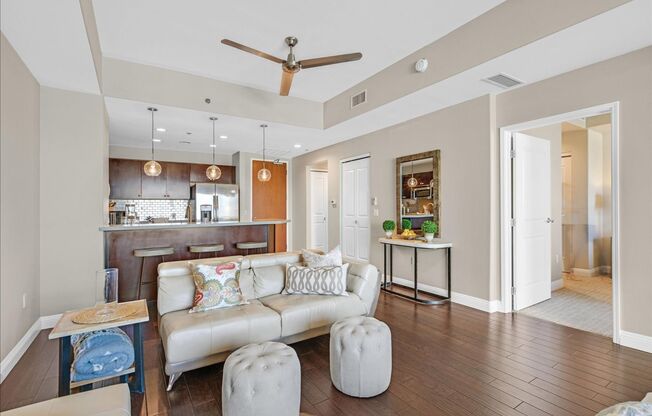 1 bed, 1 bath, $2,499