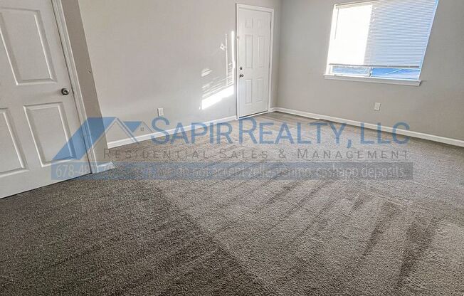 2 beds, 1 bath, $1,225, Unit I5