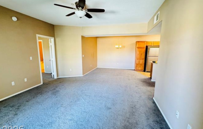 2 beds, 2 baths, $1,745, Unit UNIT 3214