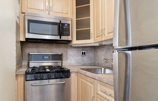 1 bed, 1 bath, $3,500, Unit 3C