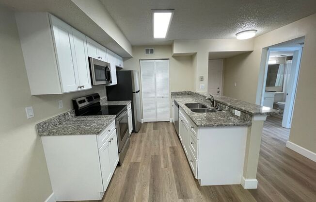 ANNUAL RENTAL - OASIS- 2 BED / 2BATH