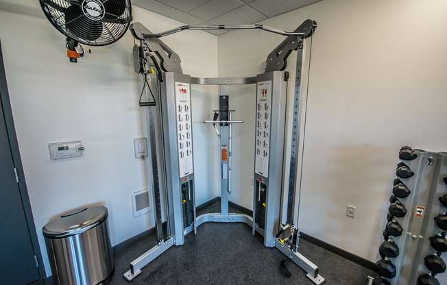 Apartments in Portland - Corbett Heights Fitness Center with Free Weights and Weight Machine