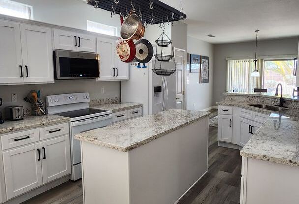 Furnished rental with private pool