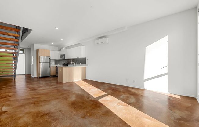 2 beds, 2 baths, 1,012 sqft, $3,195, Unit 322