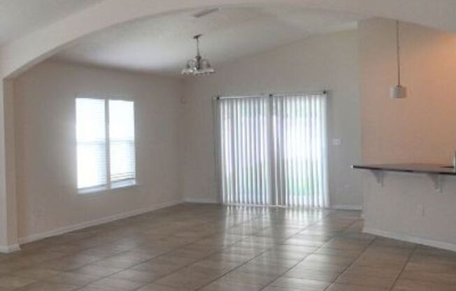 3 beds, 2 baths, $1,850