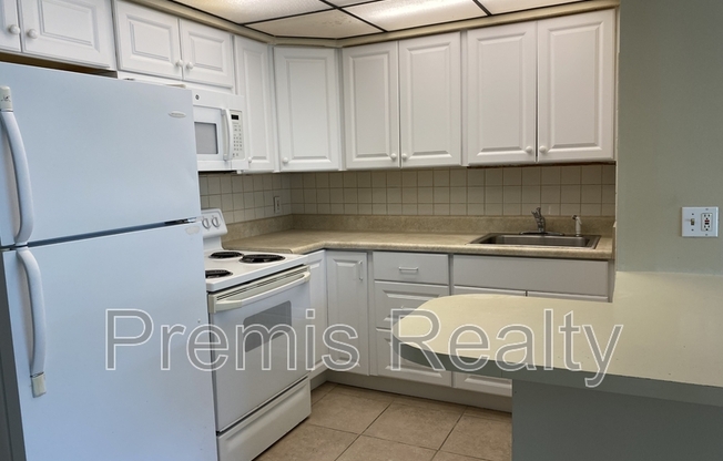 2664 SAINT JOSEPHS DR W