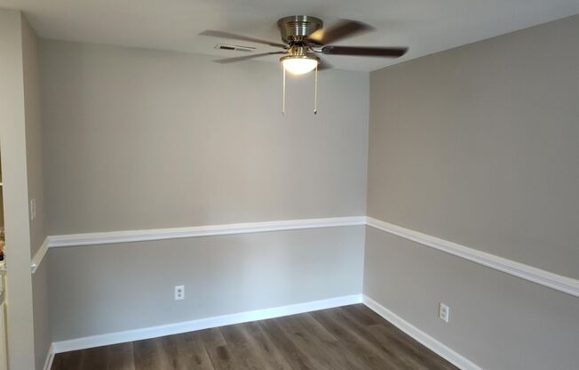 Beautiful 3 bedroom condo overlooking pool!
