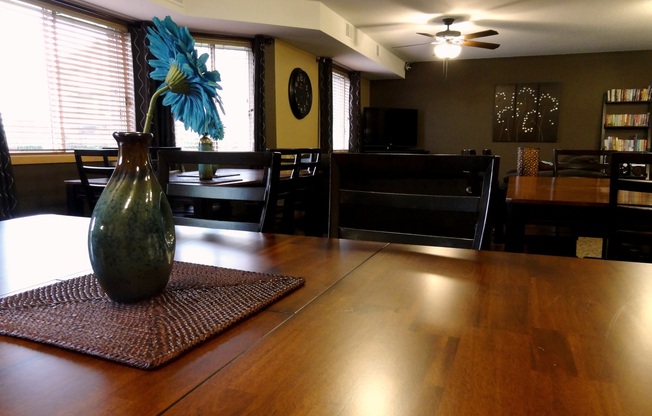 1 bed, 1 bath, 711 sqft, $1,025, Unit 3700203