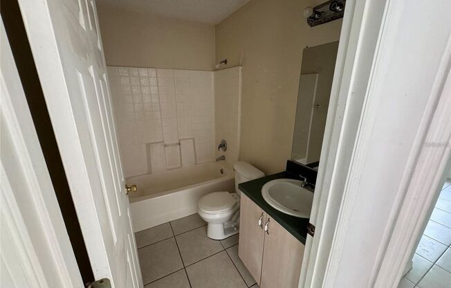 821 Savona PL