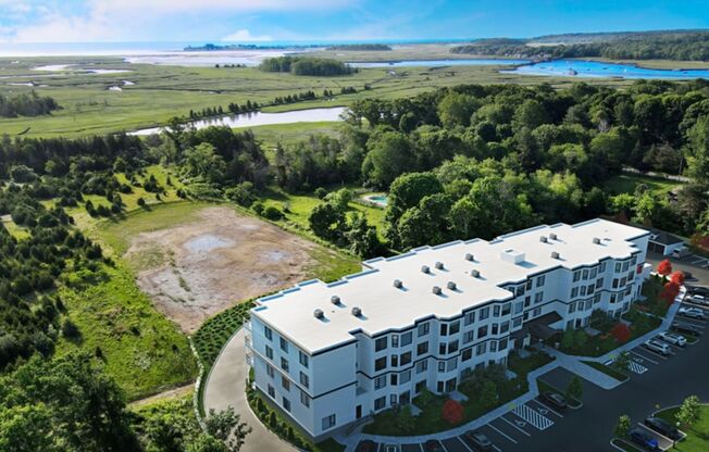 3 beds, 2 baths, 1,310 sqft, $4,400, Unit Unit 213