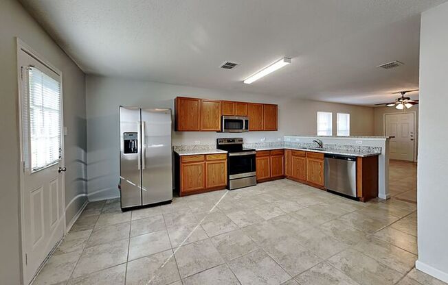 7528 MARIETTA LN