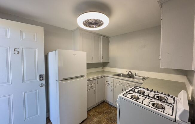 1 bed, 1 bath, 620 sqft, $1,240