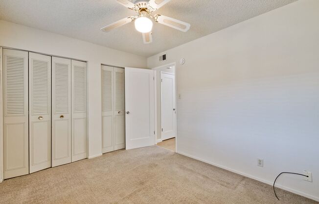 2 beds, 1 bath, $2,950, Unit UNIT 1