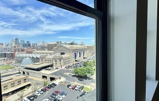215 W Pershing Rd Apt 89660-0