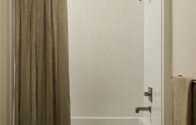 1 bed, 1 bath, 758 sqft, $2,999, Unit 406