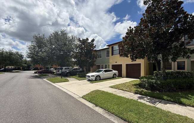 2516 OLEANDER LK DR