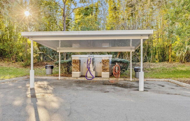 2 beds, 2 baths, 1,050 sqft, $1,350, Unit 912