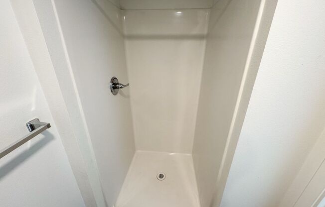 Studio, 1 bath, 186 sqft, $1,495, Unit 511
