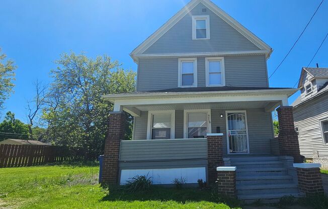 4 Bed - 2 Bath - Single Family Home in Cleveland