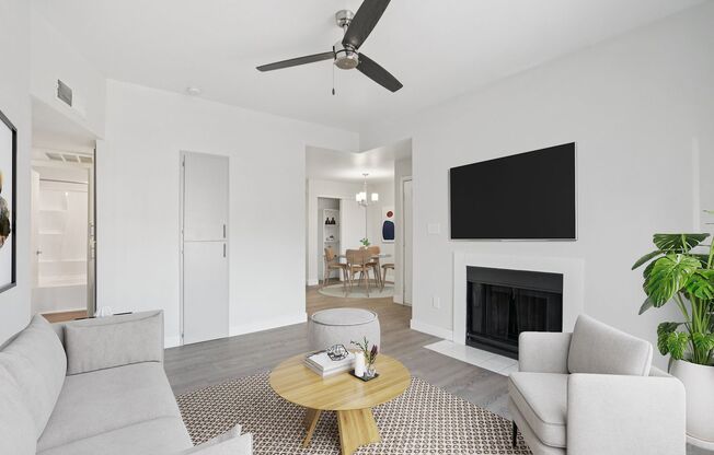 2 beds, 1 bath, 766 sqft, $1,274, Unit 2056