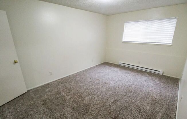 2 beds, 1 bath, 1,000 sqft, $1,295, Unit #3