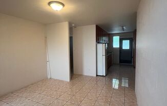 2 beds, 1 bath, $2,200, Unit # 103