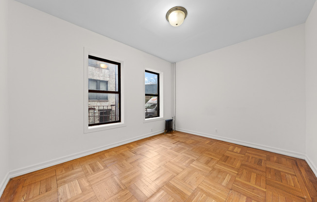 49 E 17 ST