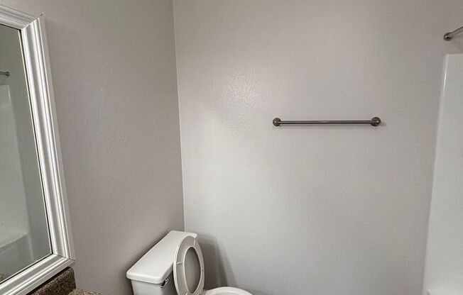 1 bed, 1 bath, 750 sqft, $2,220, Unit 1804