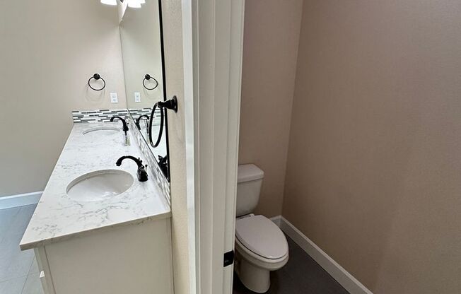 Gorgeous 4 Bedroom 2.5-Bath House in Tigard near Bull Mountain
