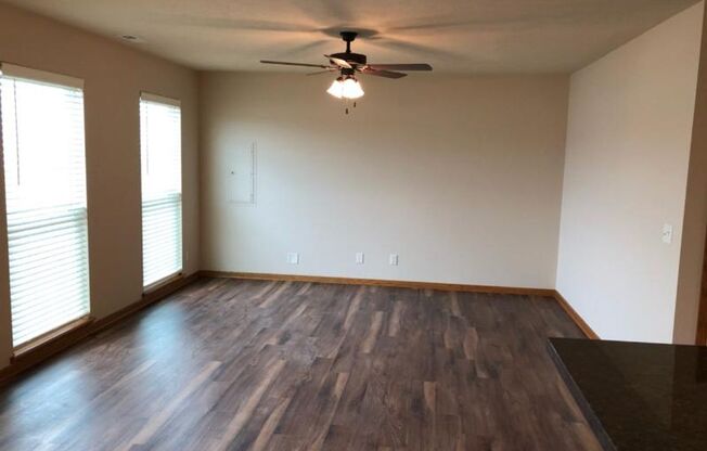 3 bedroom, 2 1/2 bath Townhouse