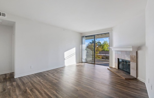 Living Room at Mission Pointe by Windsor, Sunnyvale, California