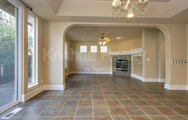 12649 NORTHWEST BAYONNE LN