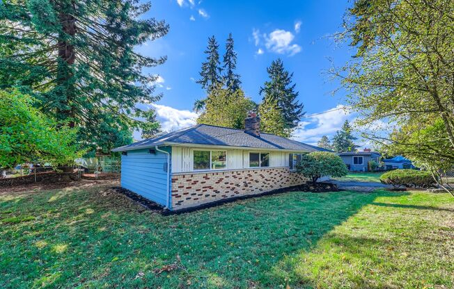 Fully-Remodeled 3 Bed 1 Bath Mountlake Terrace Home!