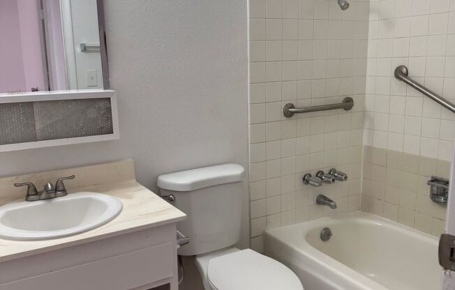 2 beds, 1 bath, $1,500