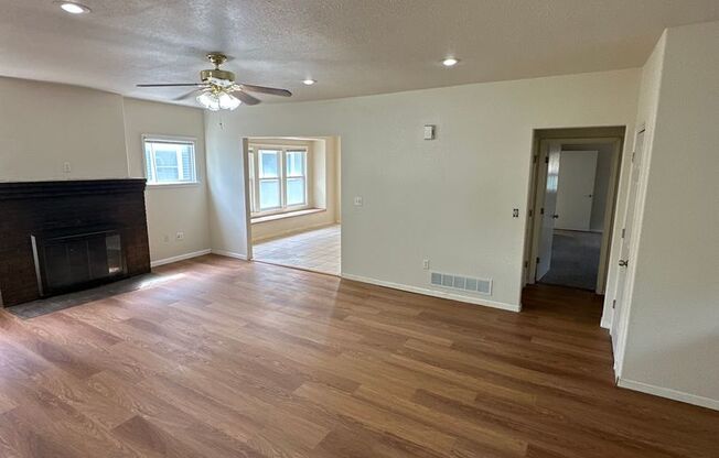 Spacious & Updated 3 Bedroom unit