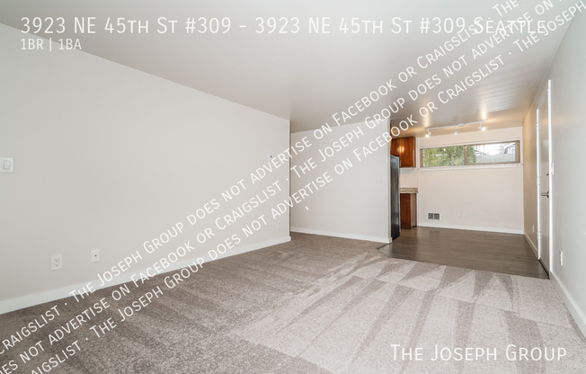 3923 NE 45 ST