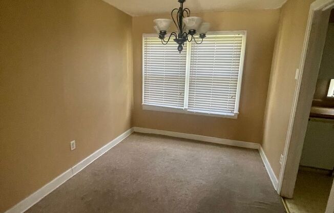 2 beds, 1 bath, $850