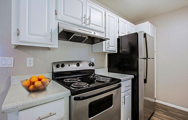 2 beds, 2 baths, 900 sqft, $1,250, Unit 123