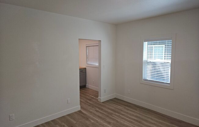 2 beds, 1 bath, $2,045