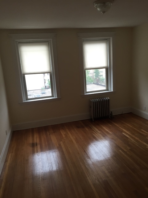 1 bed, 1 bath, 934 sqft, $2,500, Unit 02-014