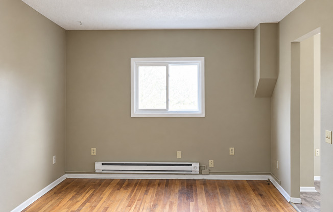 217-219 Bates Ave