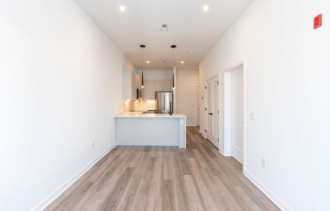 1 bed, 1 bath, 700 sqft, $1,650, Unit 408